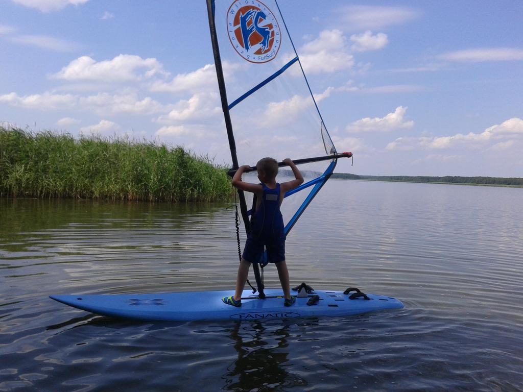 Yacht Club Apartamenty Radzyn Bagian luar foto