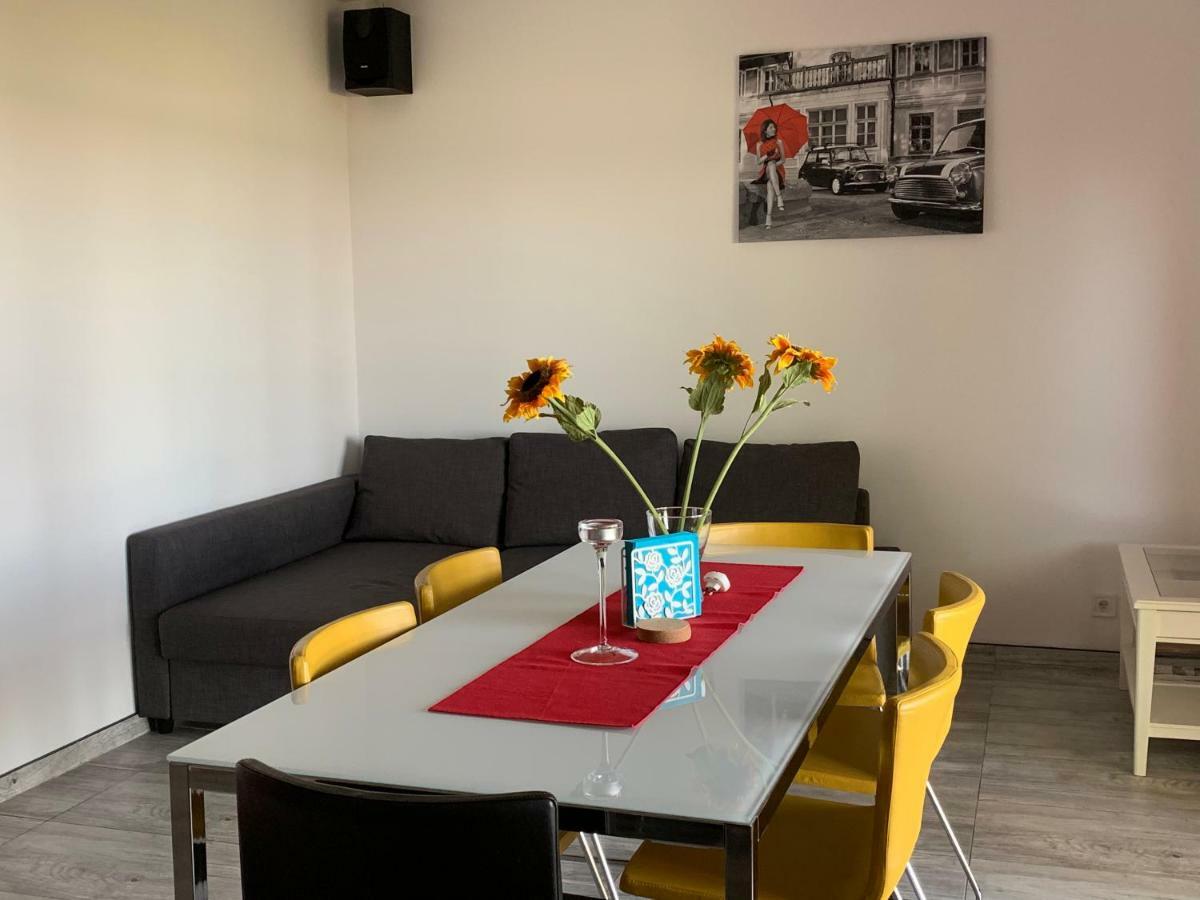Yacht Club Apartamenty Radzyn Bagian luar foto